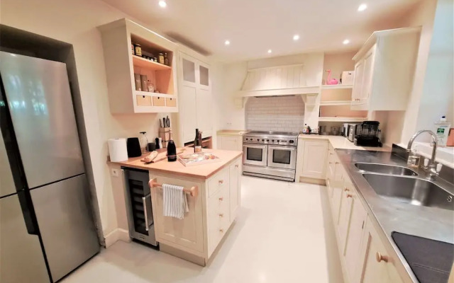 Villa Maillane 18th Century Residence Completely Renovated