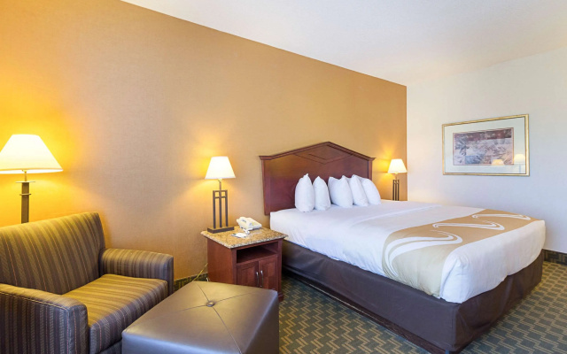 Quality Inn Fairmont