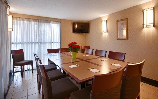 Best Western Halton Hills