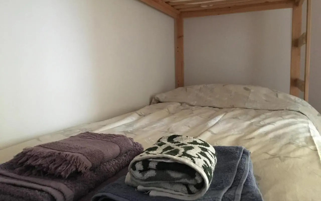 Cozy & Quiet City Apartment