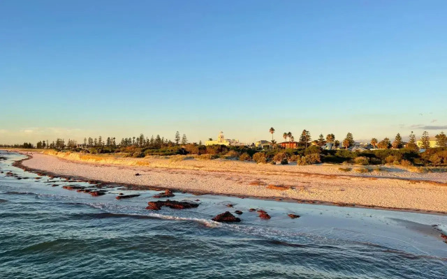 Seabreeze at Semaphore #8 - On the Esplanade