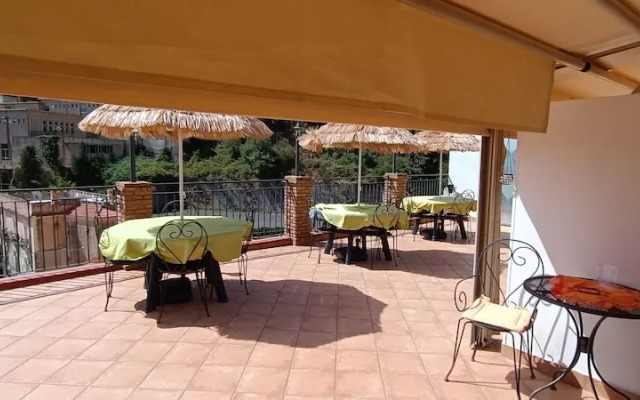 Le Grand soleil Apartments