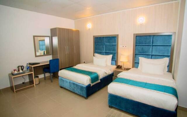 Riviera Suites