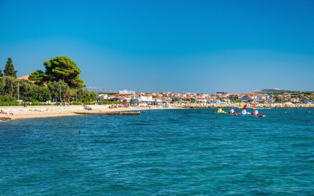 Studio Apartments Near Center 4