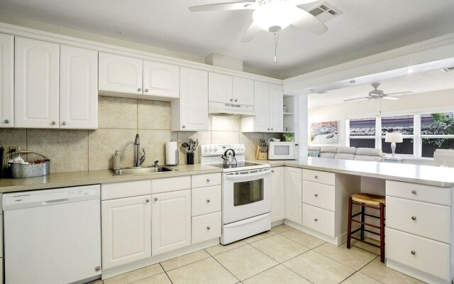 Island Tropical Retreat