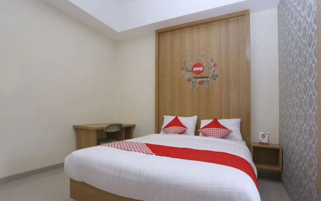 OYO 999 Garuda Guesthouse