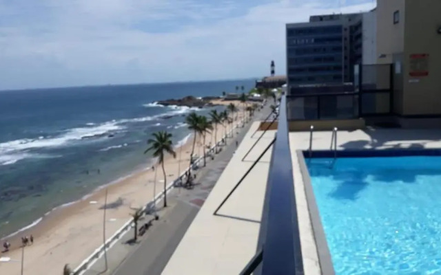Flat no Farol da Barra