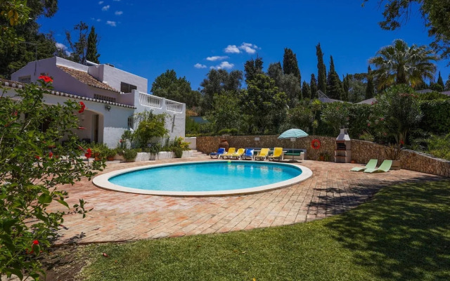 Villa in Albufeira With Private Pool