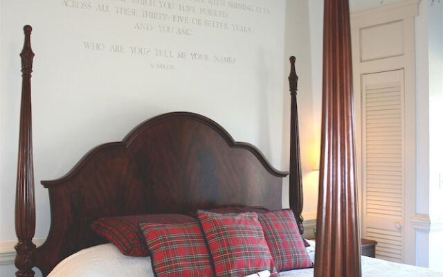 The Red Horse Inn