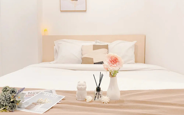 Minimalist And Enjoy Living Studio At Tokyo Riverside Pik 2 Apartment – Guest Rooms – Jakarta