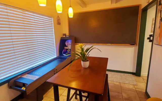 Austin Uncommon Room Rentals
