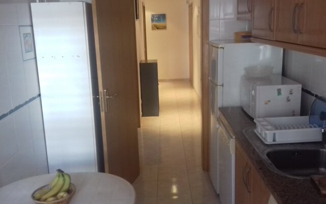 Beautiful two bedroom by Rental4all
