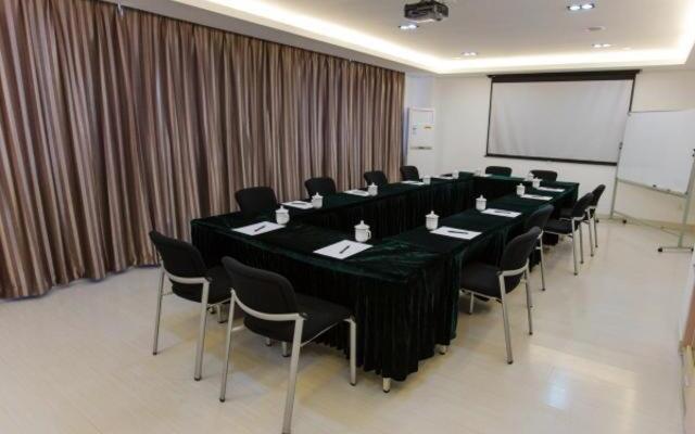 Jinjiang Inn Shanghai Changzhong Road Branch