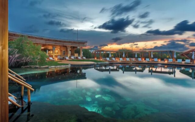 Hotel Shibari Tulum - Restaurant & Cenote Club