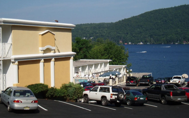 Lakefront Terrace Resort