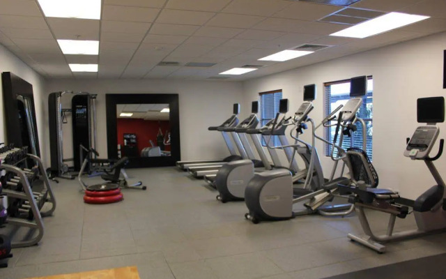 Homewood Suites by Hilton TechRidge Parmer @ I-35