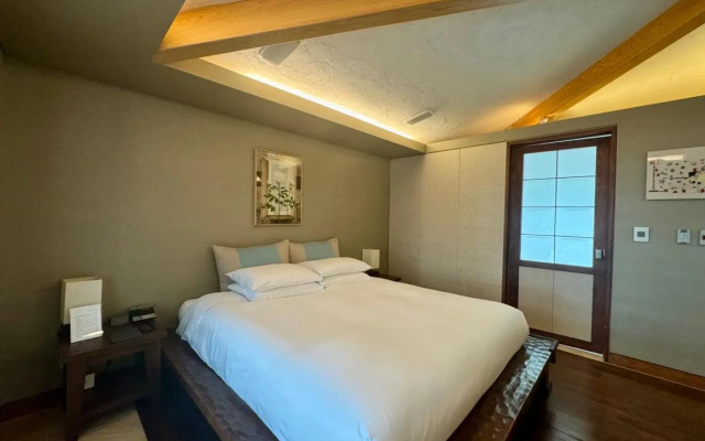 Seaes Hotel & Resort