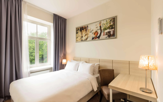 Отель Radisson Hotel Old Town Riga