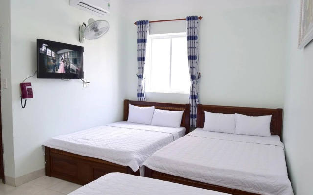 Khach San Huong Giang