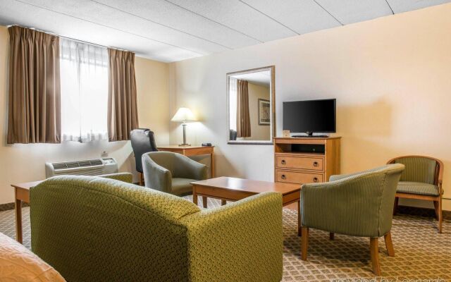 Quality Inn & Suites Fairview