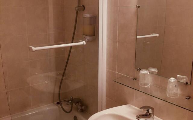 Appart'Hotel Castel Emeraude