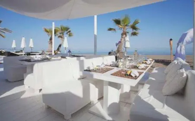 Banus Boutique Muelle del Ribera