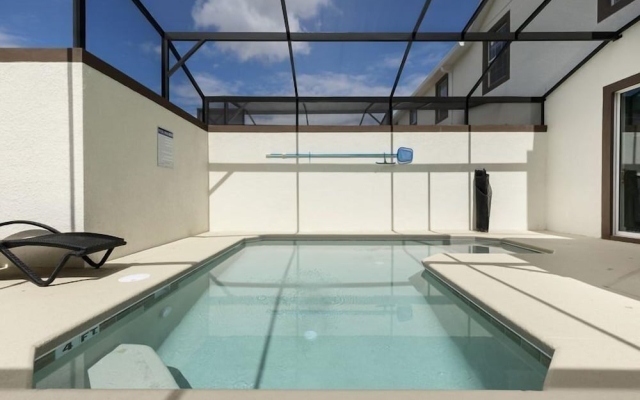 ChampionsGate 4BR 3BA Townhome