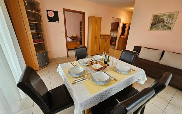 Easy Apartmanhaz