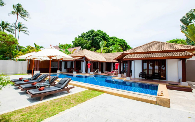Pao Jin Poon Beach Front Villa