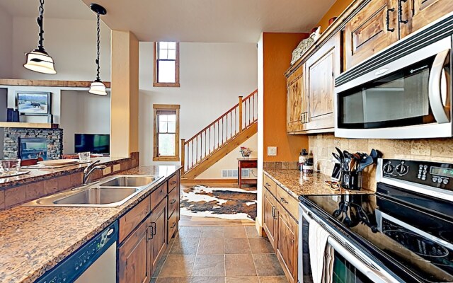 580 Granby - 3 Br Home