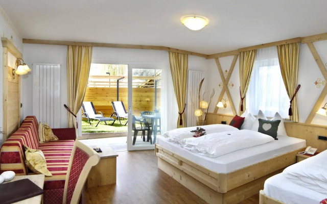 ABINEA Dolomiti Romantic Spa Hotel