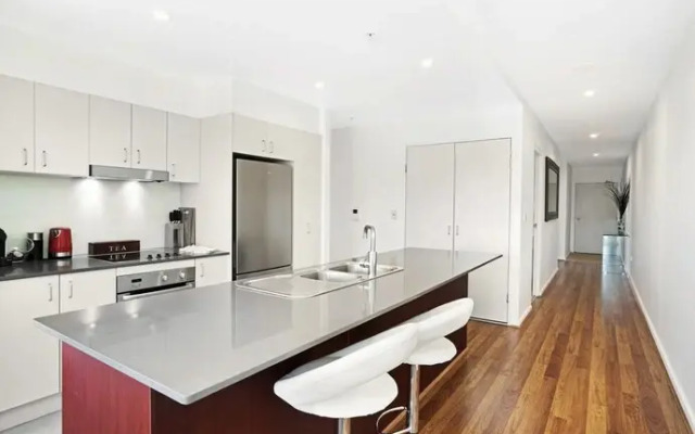 Beau Monde Apartments Newcastle - Worth Place Apartment