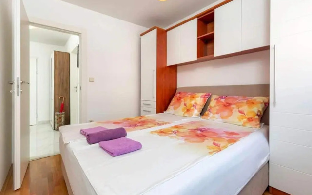 Apartment Valsaline 2182