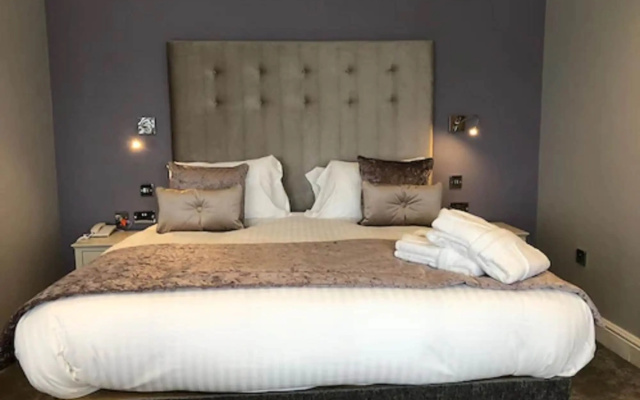 Exeter Court Hotel