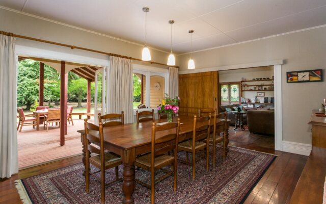 Hawthorne Country House