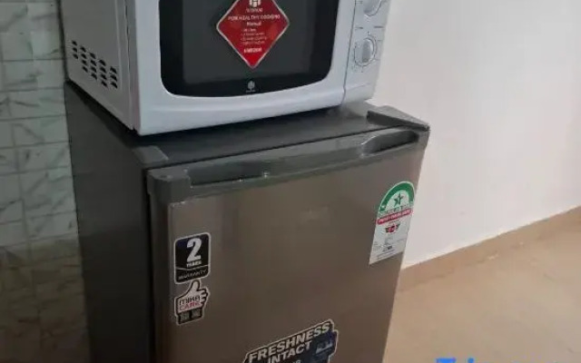 Royal Studio Apartments