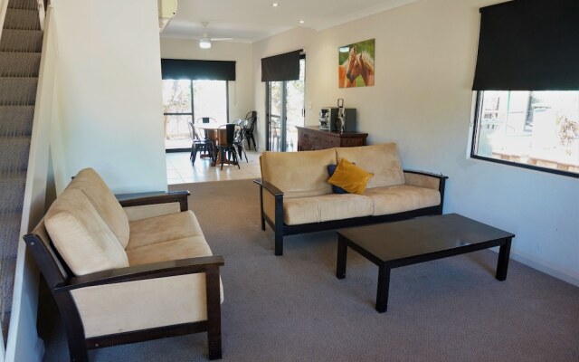 Ningaloo Breeze Villa 5