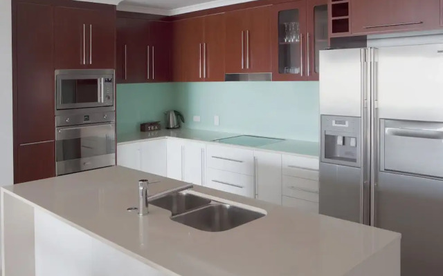 Centrepoint Apartments Cairns