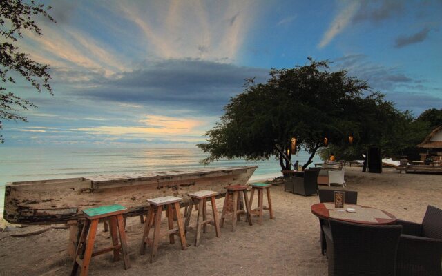 Jambuluwuk Oceano Resort Gili Trawangan