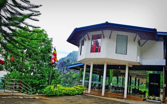 Ella's Edge Resort