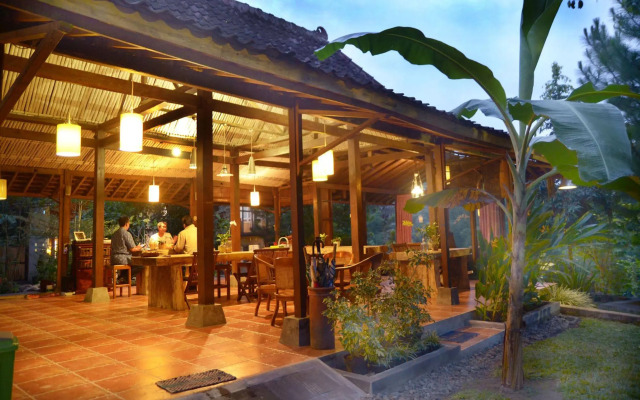 The Riverside Javanese Cottages