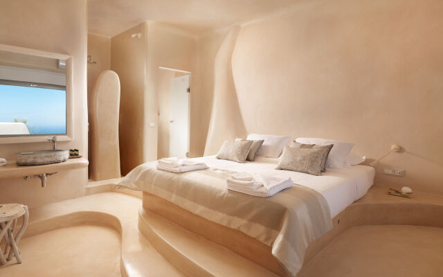 Dome Santorini Resort & Spa