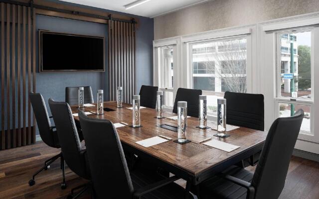 Glass Light Hotel & Gallery, Autograph Collection