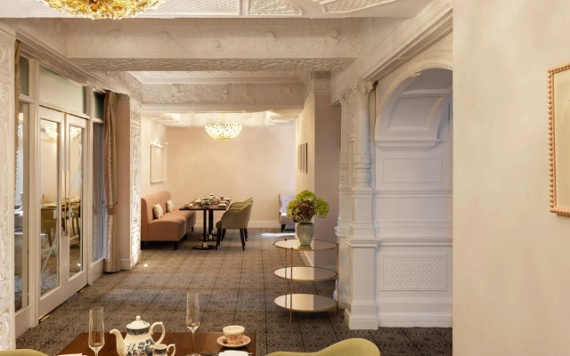 St. Ermins Hotel, Autograph Collection