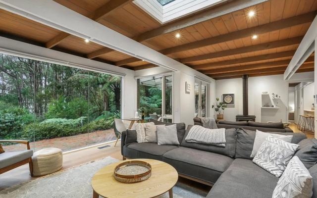 Fernview on Falls – Guest Rooms – Melbourne