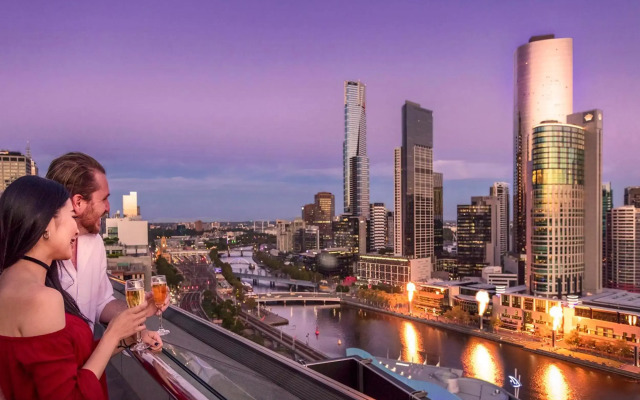 Aura on Flinders Serviced Apartments