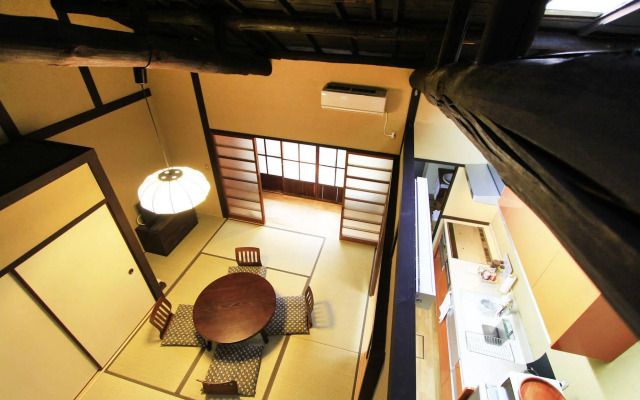 Yamanaka Aburaten Machiya Guesthouse
