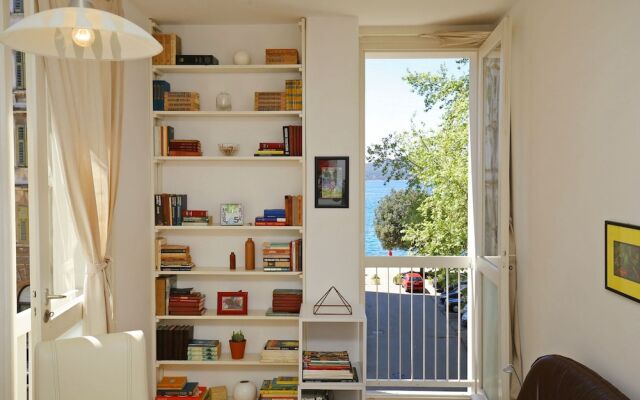 Feel Center Apartments.