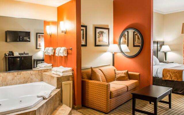 Comfort Suites