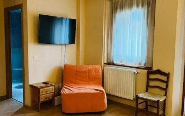 Luxury Apartment Llops HUT-7760 , 5 pax
